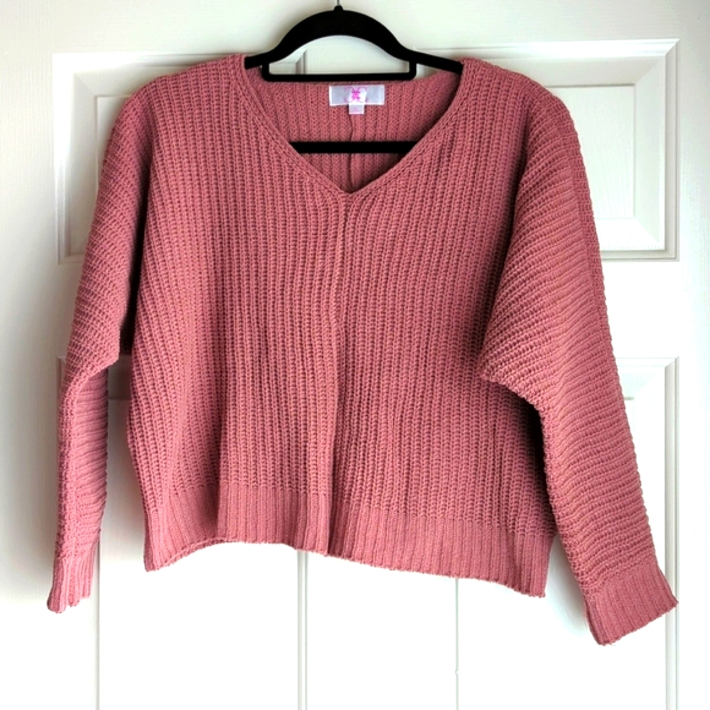 Chloe & Cyrus Pink Girls Sweater Size XL